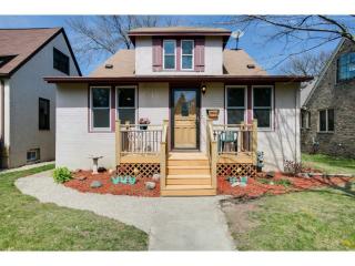 3004 Minnehaha Pkwy, Minneapolis MN  55406-3746 exterior