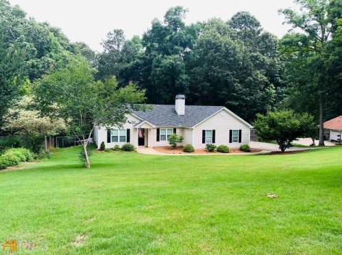 25 Paces Landing Pl, Newnan GA  30263-4195 exterior