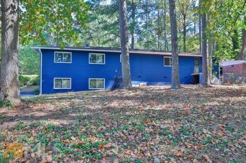 3007 Dogwood Dr, Atlanta GA  30344-3905 exterior