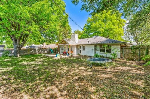 6424 Trl Lk Dr, Fort Worth TX  76133-1247 exterior
