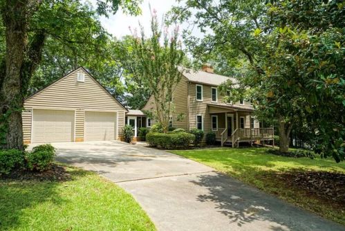 425 Pecan Cir, Forsyth, GA 31029-8671