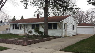 1806 Endicott Cir, Carpentersville, IL 60110-2402