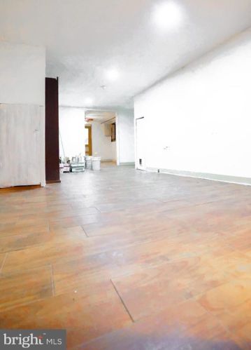 2427 16th St, Philadelphia PA  19132-4439 exterior