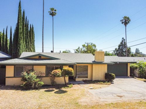 376 Altadena Dr, Altadena, CA 91001-2241