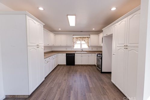 8476 Colorado Ave, Riverside CA  92504-2303 exterior