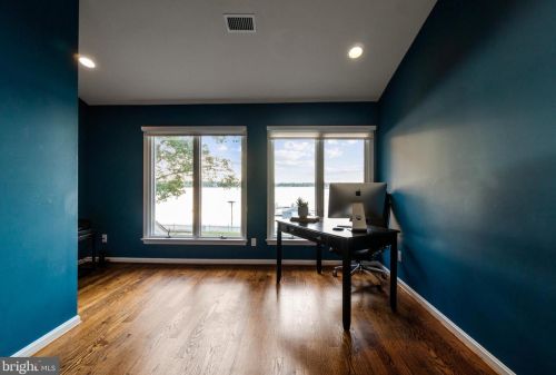 1258 River Rd, Shady Side MD 20764-9694 exterior