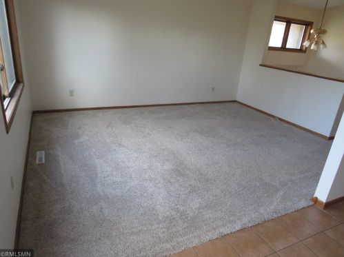 1265 Bridle Path Ct, Saint Paul MN  55110-2230 exterior