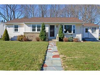 115 Crane St, Warwick, RI 02889-8260