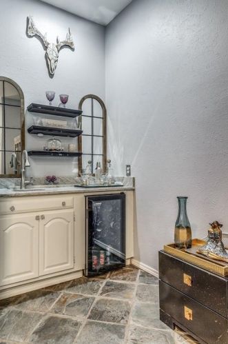 2503 Mallard Cv, Carrollton TX 75006-2233 exterior