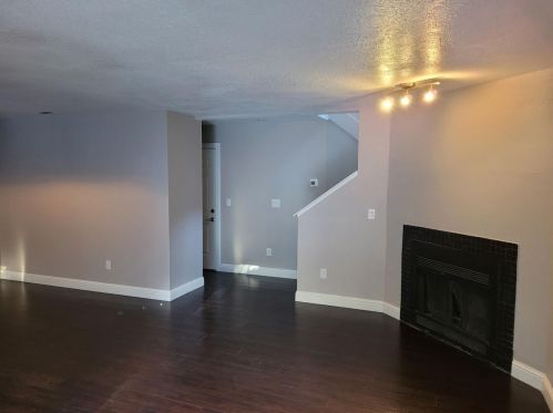 6345 Slippery Creek Ln, Citrus Heights, CA 95621-4859