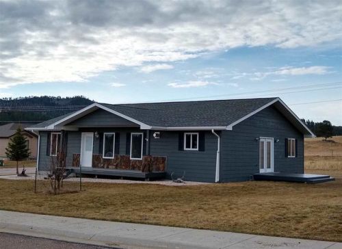 409 Agate Ln, Sanator SD  57730-8902 exterior