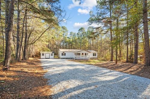 550 Jim David Rd, Nicholson, GA 30565-4404