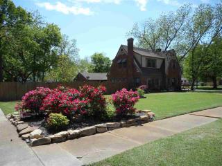 1718 Stanley St, Ardmore, OK 73401-3240