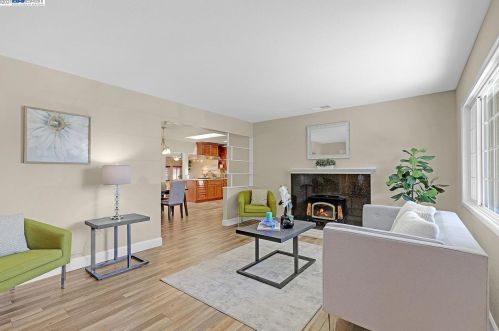 7700 Gardella Dr, Pleasanton, CA 94568-1808