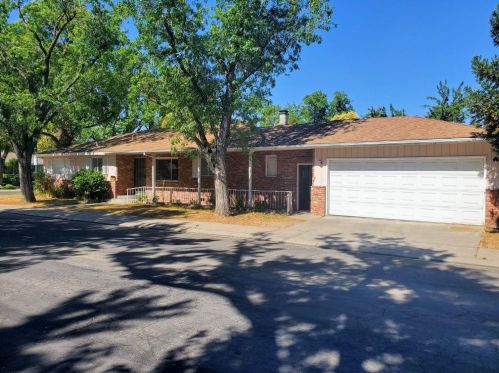 919 Del Rey Ave, Modesto, CA 95350-5707