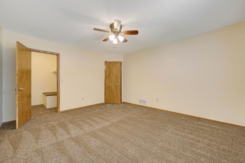 1579 Helmo Ave, Saint Paul MN  55128-5534 exterior