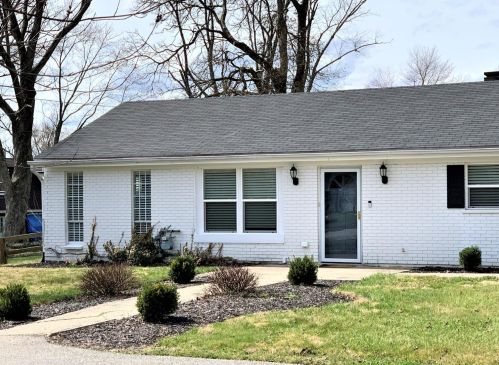 3867 Field Ln, Cincinnati, OH 45255-4918