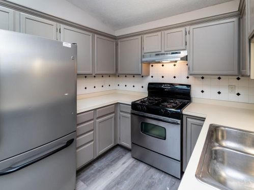 4392 Cinnamon Ridge Trl, Saint Paul MN  55122-3324 exterior