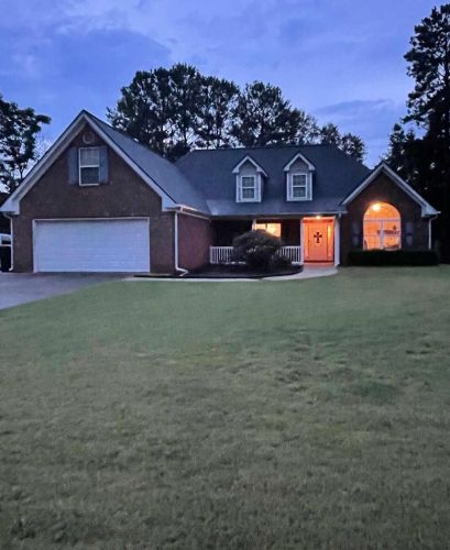 104 Dorsey Springs Dr, Hampton, GA 30228-4916