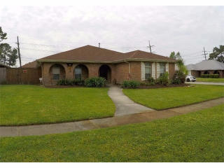 2349 Friendship Dr, Harvey, LA 70058-3009