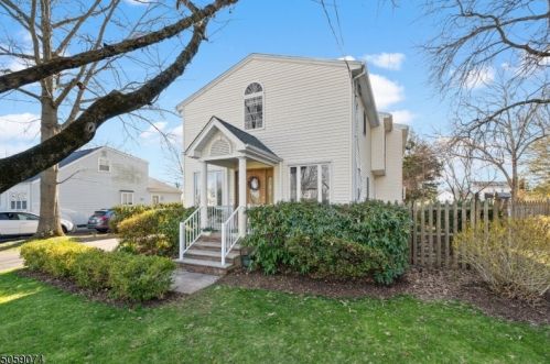 88 Duval St, Bridgewater, NJ 08807-2626