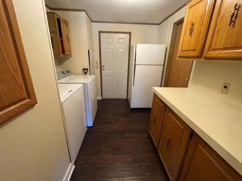 555 Huntsbridge Rd, Matteson IL  60443-2126 exterior