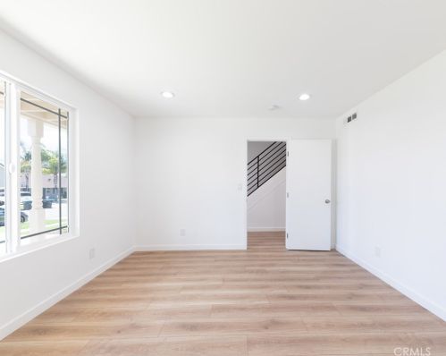 2363 Robinhood Pl, Orange CA  92867-1850 exterior