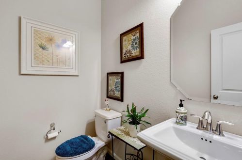 6639 Deleon St, Irving TX  75039-3437 exterior