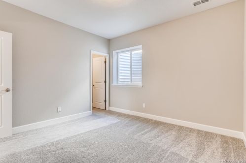 6531 Addison Way, Aurora CO 80016-4162 exterior