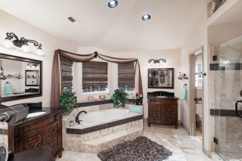 2238 1950, Saint George UT 84790-6237 exterior