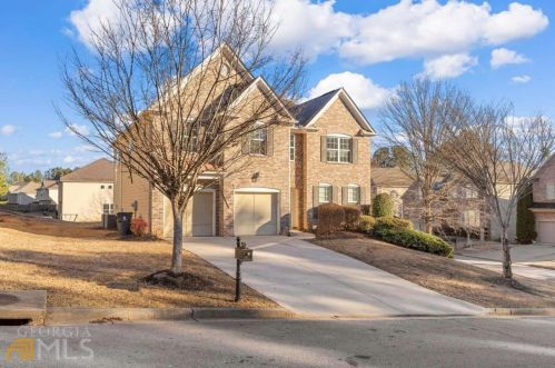 5665 Baffin Rd, Atlanta GA  30349-7051 exterior