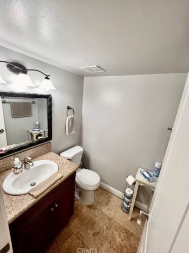 924 Lamark Dr, Anaheim CA  92802 exterior