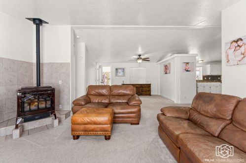 2548 3700, Cedar City UT 84721-8135 exterior