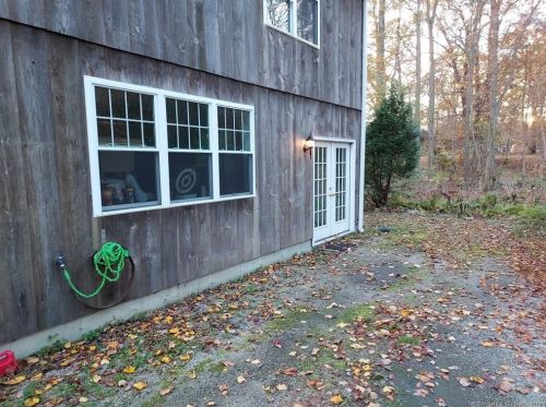 3 Cedar Swamp Rd, Deep River CT  06417-1520 exterior