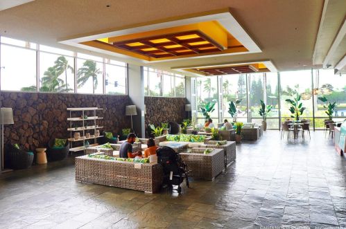 445 Seaside Ave, Honolulu HI  96815-2640 exterior