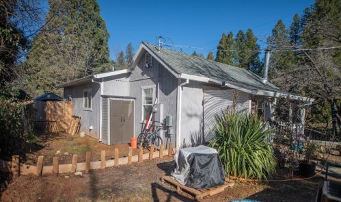 6297 Placer St, Virner, CA 95634-9388
