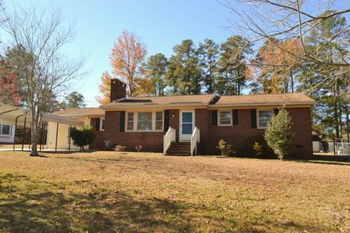 110 Mcdonald Dr, Rockingham, NC 28379-2523