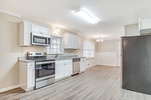 3107 Cherry Blossom Ln, Atlanta GA  30344-3921 exterior