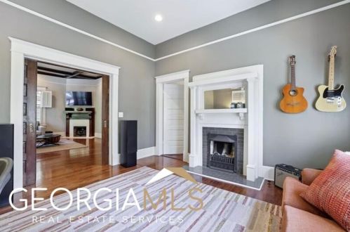 1074 Colquitt Ave, Atlanta GA  30307-1922 exterior
