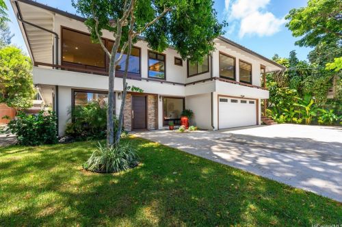3002 Diamond Head Rd, Honolulu, HI 96815-4717