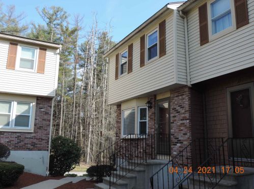 43 Stonegate Ln, Derry, NH 03038-2566