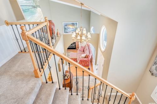 940 Johnsonway Dr, Sandy UT 84094-6346 exterior