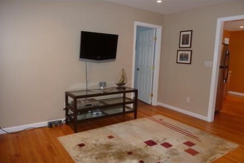 20 Grand St, Greenwich CT  06830-6109 exterior