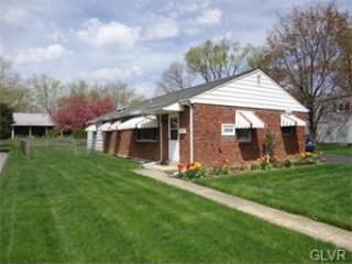 2929 Diamond Ave, Allentown, PA 18103-6517