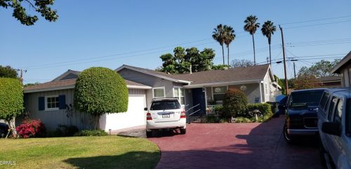 9156 Angell St, Downey, CA 90242-4707