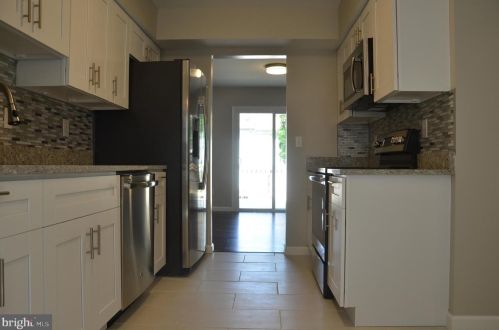 1849 Featherwood St, Silver Spring MD  20904-6643 exterior