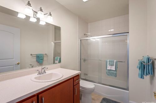 1717 Iwi Way, Honolulu HI  96816-3826 exterior