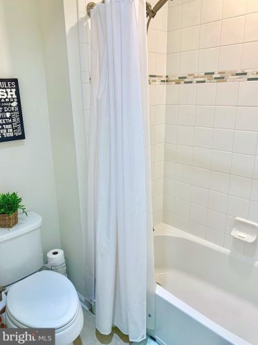 1865 Exton Dr, Fallston MD  exterior