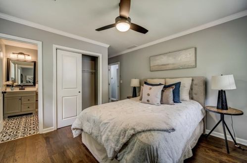 2574 Lancaster Dr, Atlanta GA  30344-2329 exterior