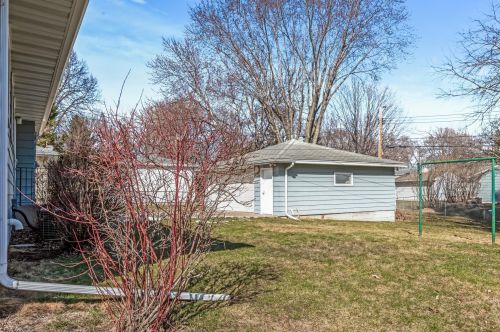 261 Gresham Ave, Saint Paul MN  55128-3916 exterior